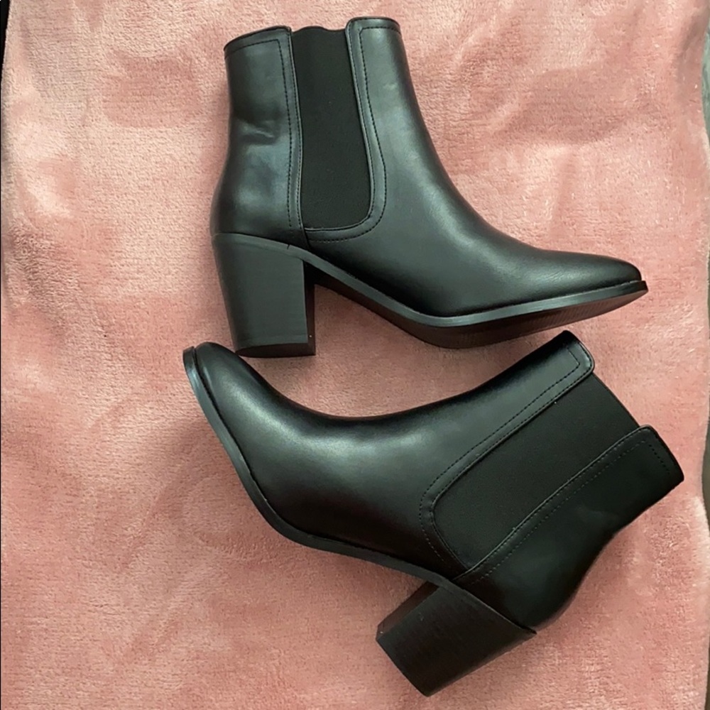 Black ankle booties